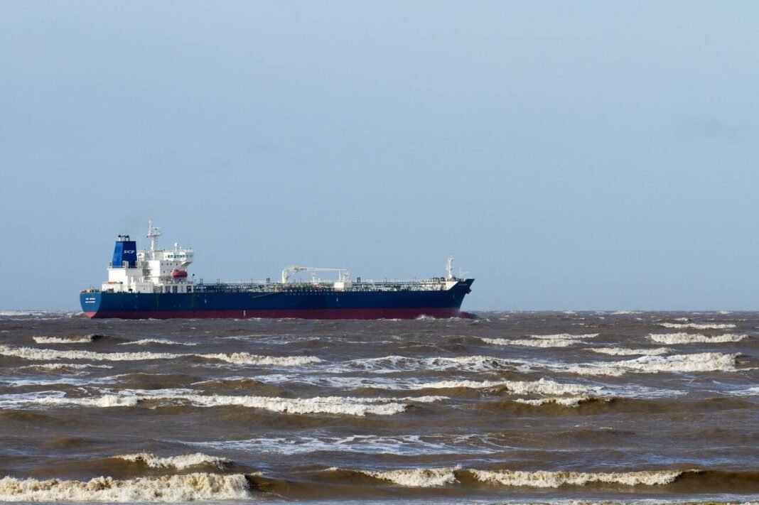 Liverpool, Merseyside, UK. 23rd February, 2015. UK Weather: Ship SCF PECHORA (Oil Products Tanker registered in Russia) from Crosby Beach heading into the Irish Sea.