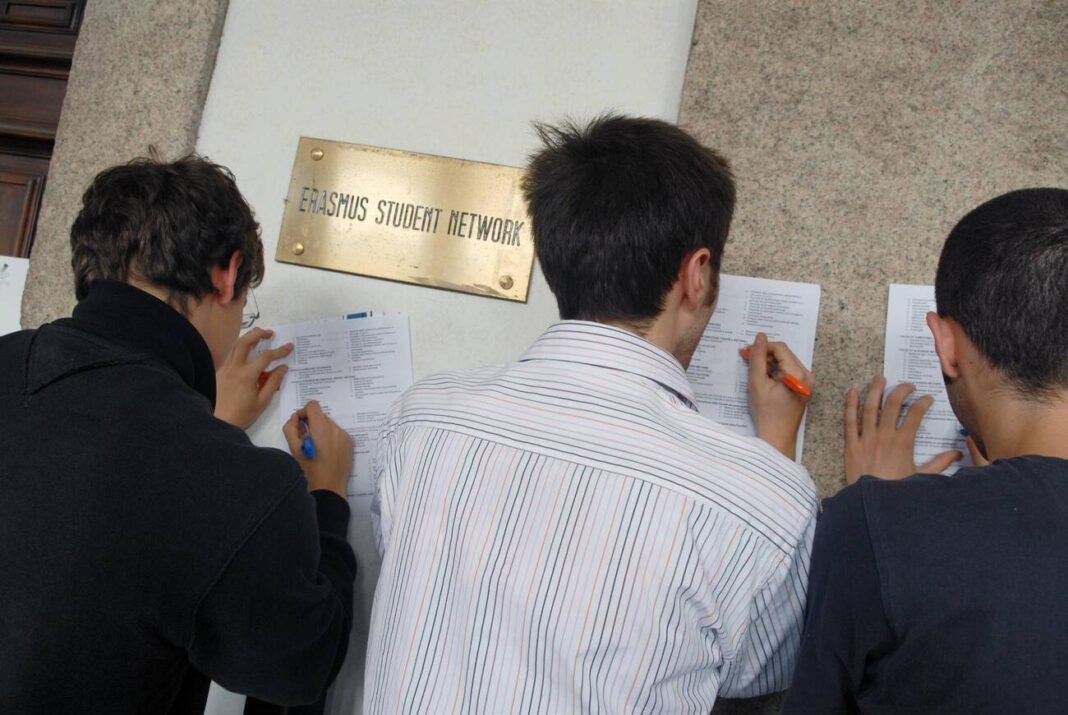 This affected discussions on the UK's return to the Erasmus program and the underestimation of its importance.